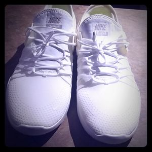 Womens Nike Training lightweight
